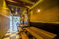 โรงแรมจอนนี่ส์บูทีค - บ้านพักหลังเล็ก