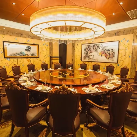 Jinpeng Baisid Huamu Holiday Hotel
