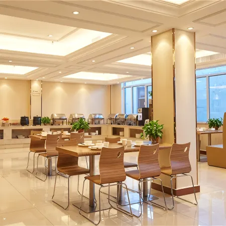 Vienna Hotel (Qufu Sankong Fengjing)