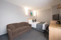 Travelodge by Wyndham Montreal Centre