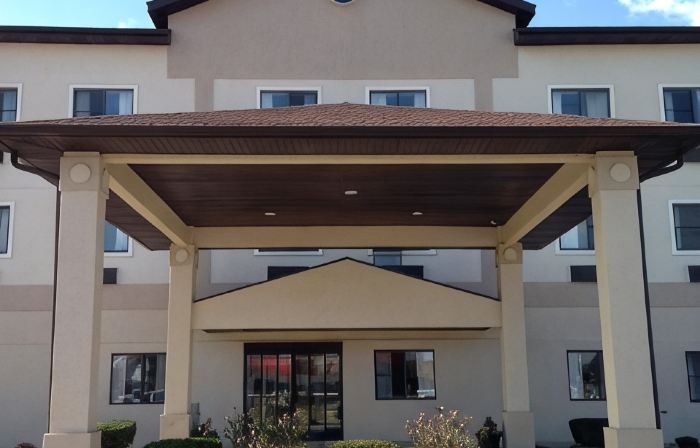 Quality Inn & Suites Salem Near I-57