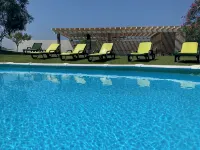 Villa with privacity and near beaches. Private swimming pool and great garden - ห้องครัว