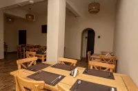 Azad Siwa Hotel - breakfast
