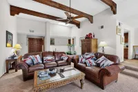 Casa Herradura: Desert Charm Near Petroglyph Trails, in Albuquerque's Westside. - Bungalows
