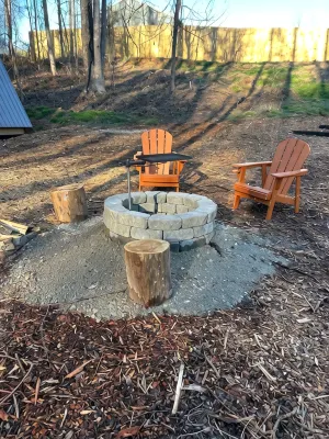 Field Trip Unit 13 Medium Canvas Cabin Accessible - Hytter