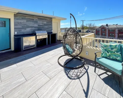 D79 Spacious 5-bedroom house with Roofdeck near Boston! - Wi-Fi