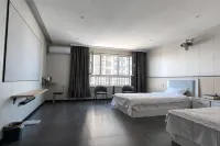 Yinfeng Cinema Apartment - Homestays