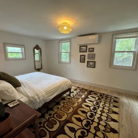 Architectural Gem - Catskill Chalet, Hot Tub, Wraparound Deck on 6 Acres