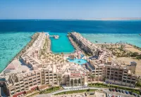 Sunny Days El Palacio Resort & Spa