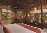 The Barefoot at Havelock