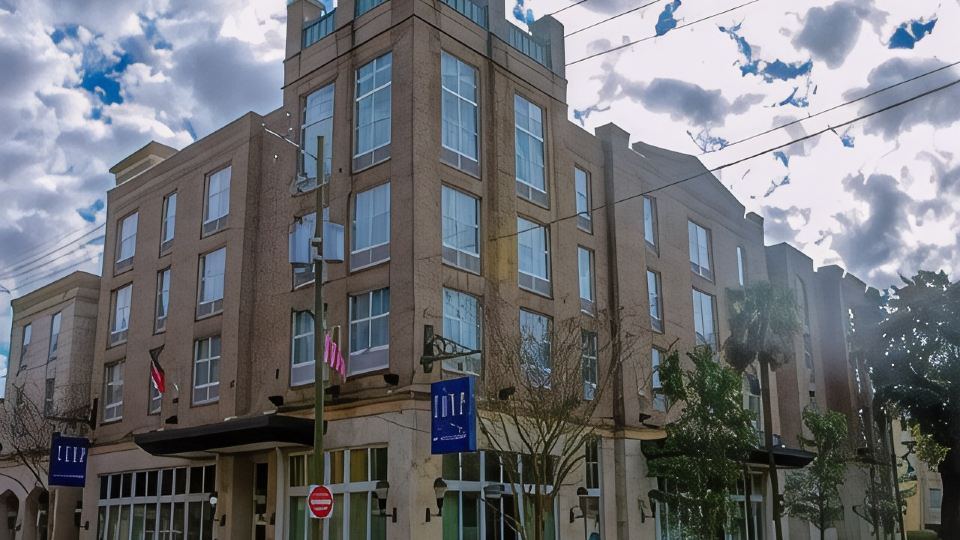 Tryp by Wyndham Savannah Downtown/Historic District