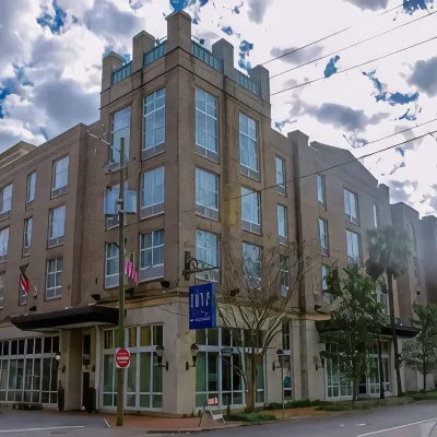 Tryp by Wyndham Savannah Downtown/Historic District Hotels near Thompson Recreation Center