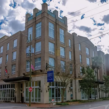 Tryp by Wyndham Savannah Downtown/Historic District