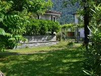 Cozy vacation home in Ticino 로손 호텔