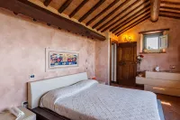 Wonderful villa at the foot of Cortona with private pool and unforgettable views