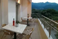 Porto Thassos Apartments & Studios