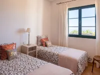 Luxury villa, swimming pool, sea views, A/C, BBQ, WIFI, Hotels in Conil