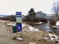Great Townhome, minutes from Winter Park Ski Area, and the Fraser Tubing Hill. Hotels in Fraser