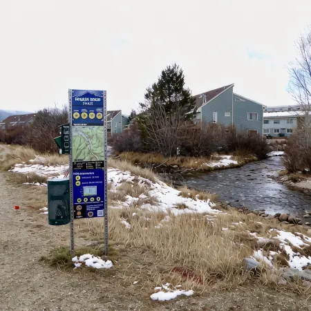 Great Townhome, minutes from Winter Park Ski Area, and the Fraser Tubing Hill.