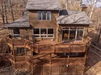 4 BR cabin mins to trails & breweries pets welcome