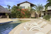 LUXURIOUS GOLF VILLA IN HOTEL ZONE- WALK TO BEACH/DOWNTOWN/RESORTS - Villa