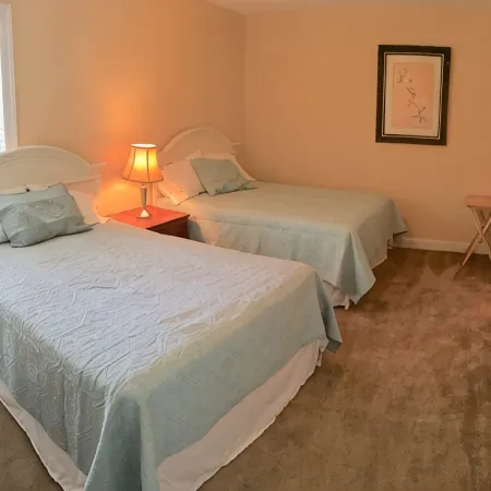 A Gorgeous Beachview 4BR /2Ba Townhome,  Sleeps 13.