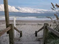 Frank's Beach Sanctuary @ North Topsail Beach DOG FRIENDLY