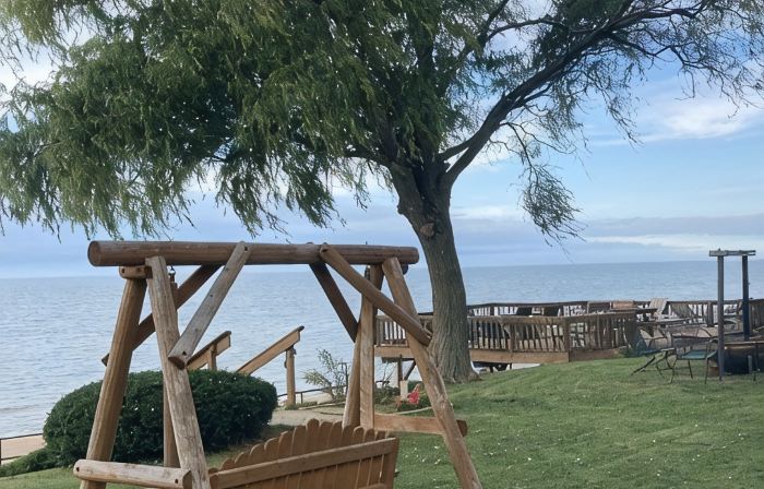Beachfront Bungalow Retreat on Lake Huron7