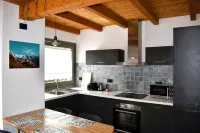 Our Happy Place Detached vacation home with garden