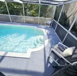 2Br 2BA Family & Pet Friendly Retreat Minutes from Weeki Wachee - Swimmingpools