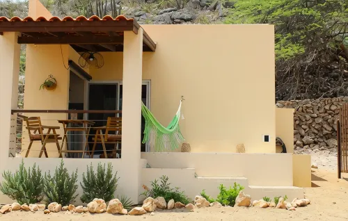Transhi by Cunuc'i Cristi, we are completely off-the-grid, ground with nature!