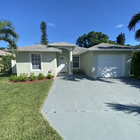 2Mins to Downtown Atlantic Avenue/ 3Mins to Delray Beach/600Mbps/BBQ/Back Patio