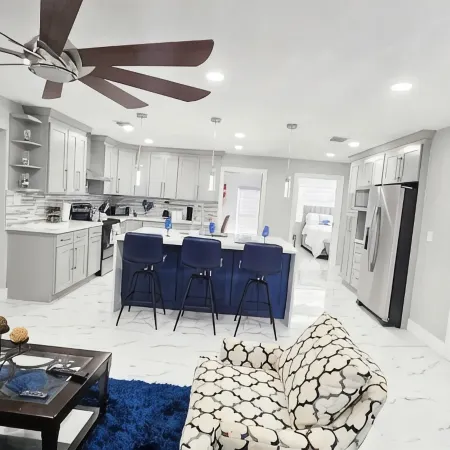 Royal Paradise Vacation Home