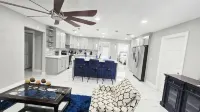 Royal Paradise Vacation Home - 4-Sterne