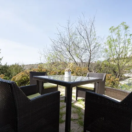 30% OFF! Malibu Serene Cottage w/King Bed • Beach View • BBQ