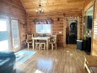 Cabin- no cleaning fees: Cranberry Fest, waterparks, trail riding for utv/atv Hotels in Warrens