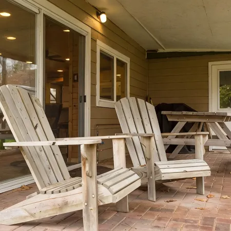 Lakefront Family Cabin with Pontoon Rental Available