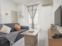 Damansara Damai 9Pax 4 Rooms - Bungalows