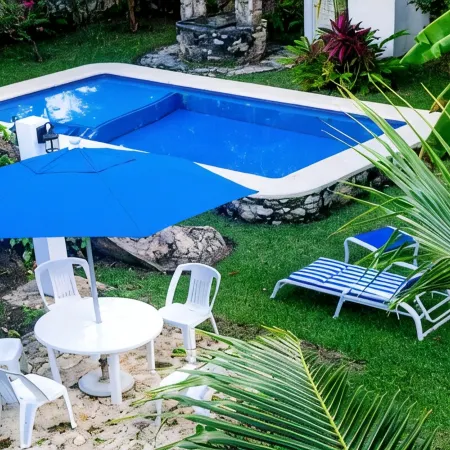BIG! 3BR Home Fully Equipped, Pool, Gardens & WiFi