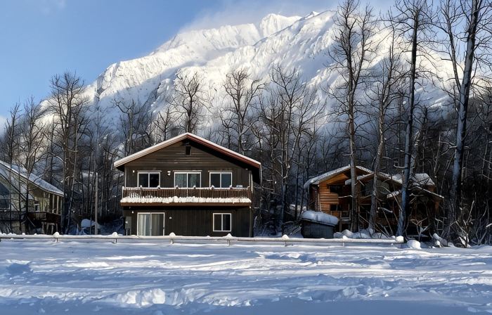 Mountain views from brand new property in quiet neighborhood!!!