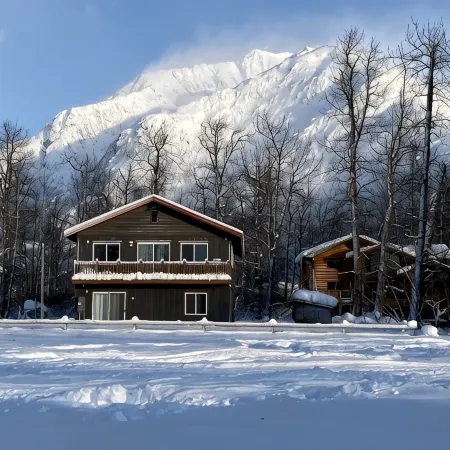 Mountain views from brand new property in quiet neighborhood!!!