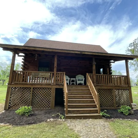 Log Cabin Located on the Greenbrier River in Hinton WV