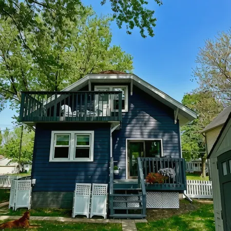Swordfish Suite - Dog Retreat …Dog Friendly House- 2 blocks from Lake! Отели в г. Клир Лейк