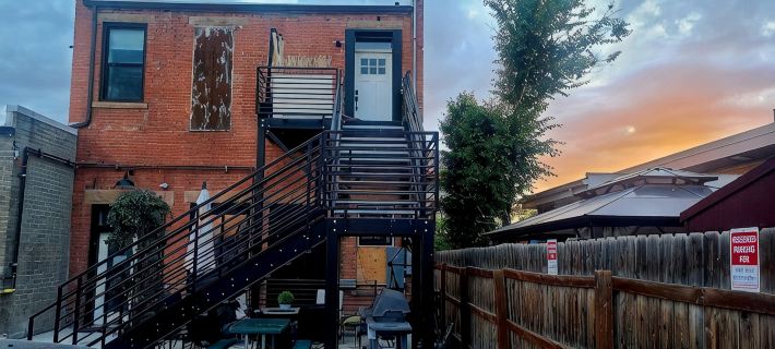 Luxurious, downtown loft with a warm, family feel Hotels in Sheridan