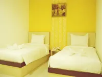 Leos Hotel Hotels in Tomohon