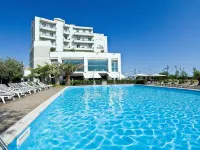 Hotel Sarti - Rooftop Pools