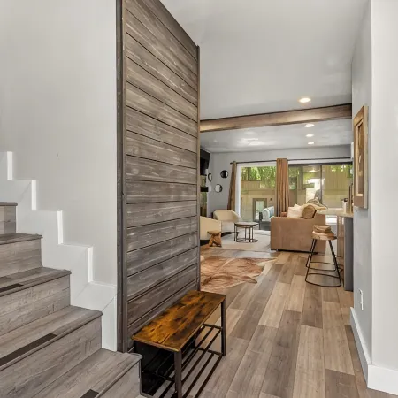 Stylish Sun Valley 2Br - Dog-Friendly - 2 Min Walk to Town