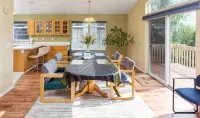 4 Bedroom 3 Bathroom Home Near Golf Course and Zoo - 자쿠지