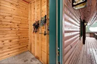 Authentic up North Log Cabin with Modern Comforts