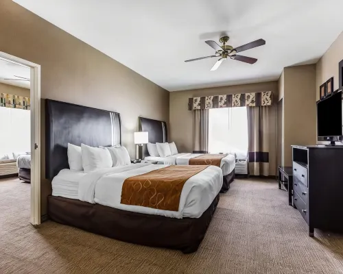 Comfort Suites Bakersfield